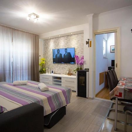 מאקרסקה Apartment San Marino מראה חיצוני תמונה